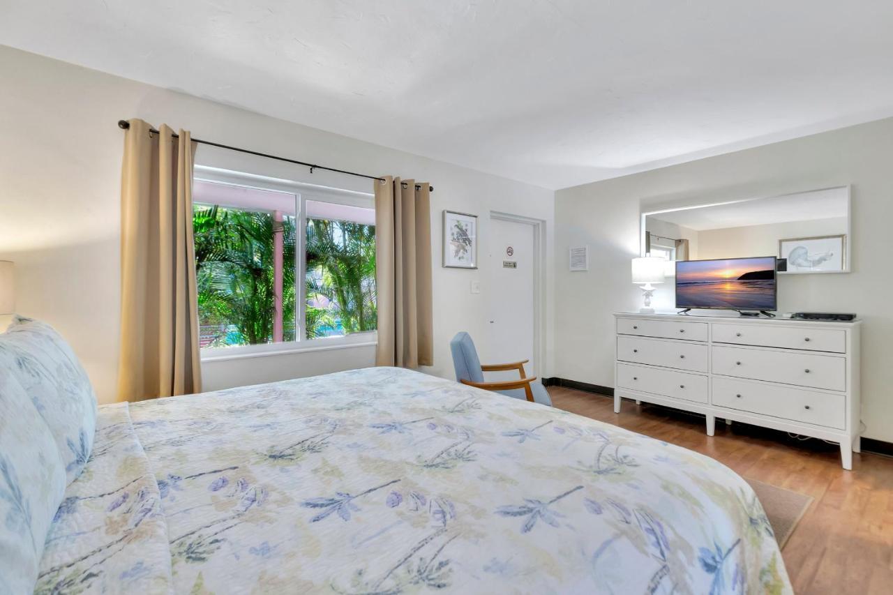Seahorse Guesthouse ポンパノビーチ エクステリア 写真