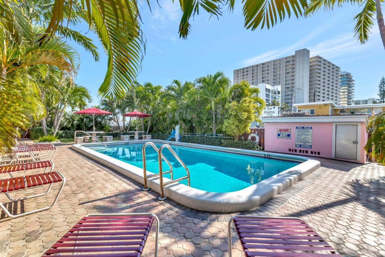 Seahorse Guesthouse ポンパノビーチ エクステリア 写真