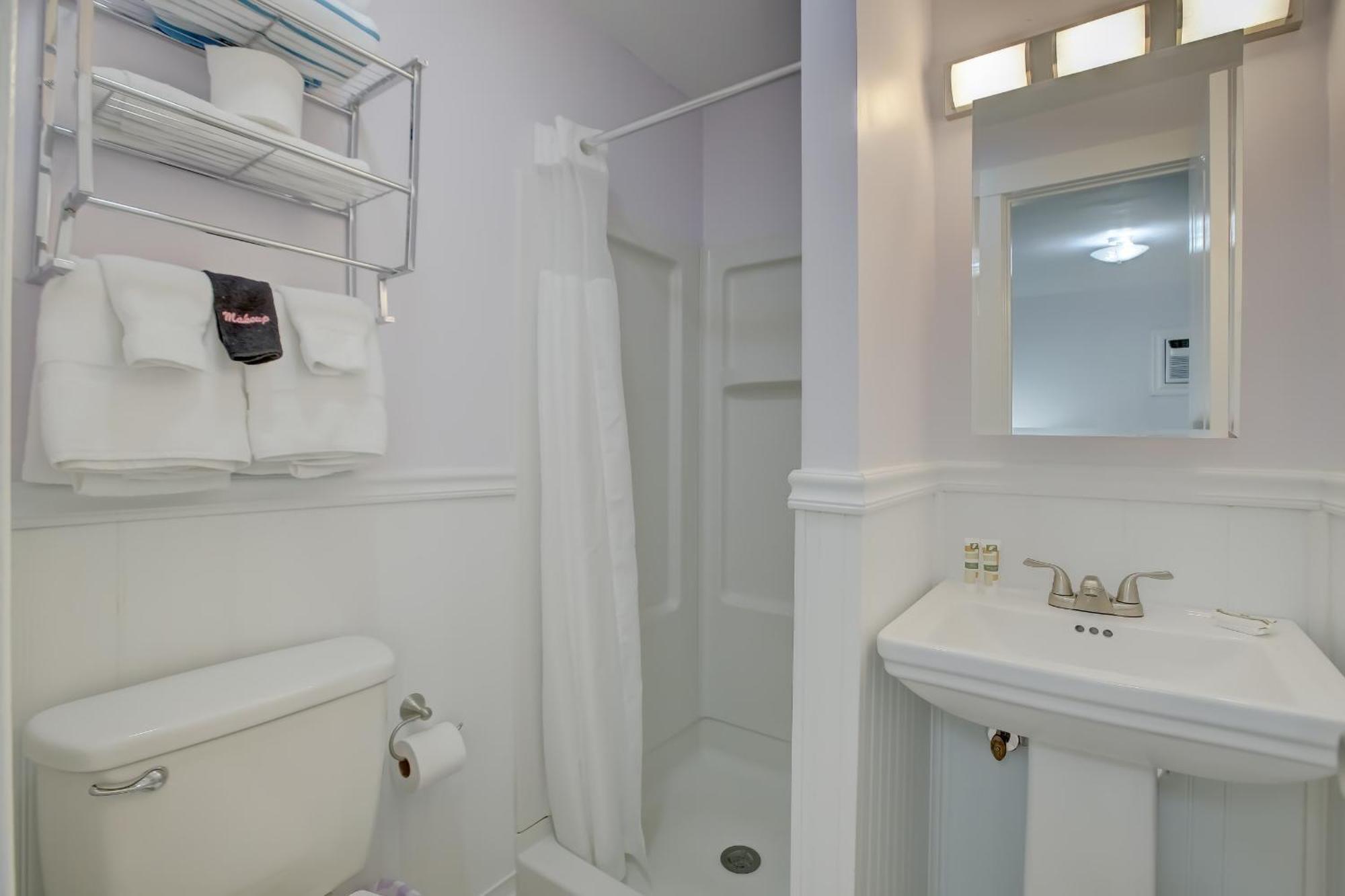 Seahorse Guesthouse ポンパノビーチ エクステリア 写真