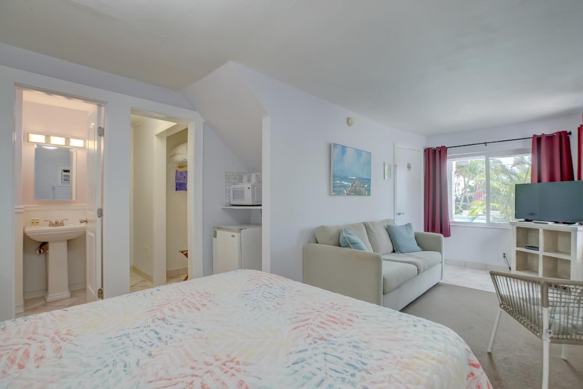 Seahorse Guesthouse ポンパノビーチ エクステリア 写真